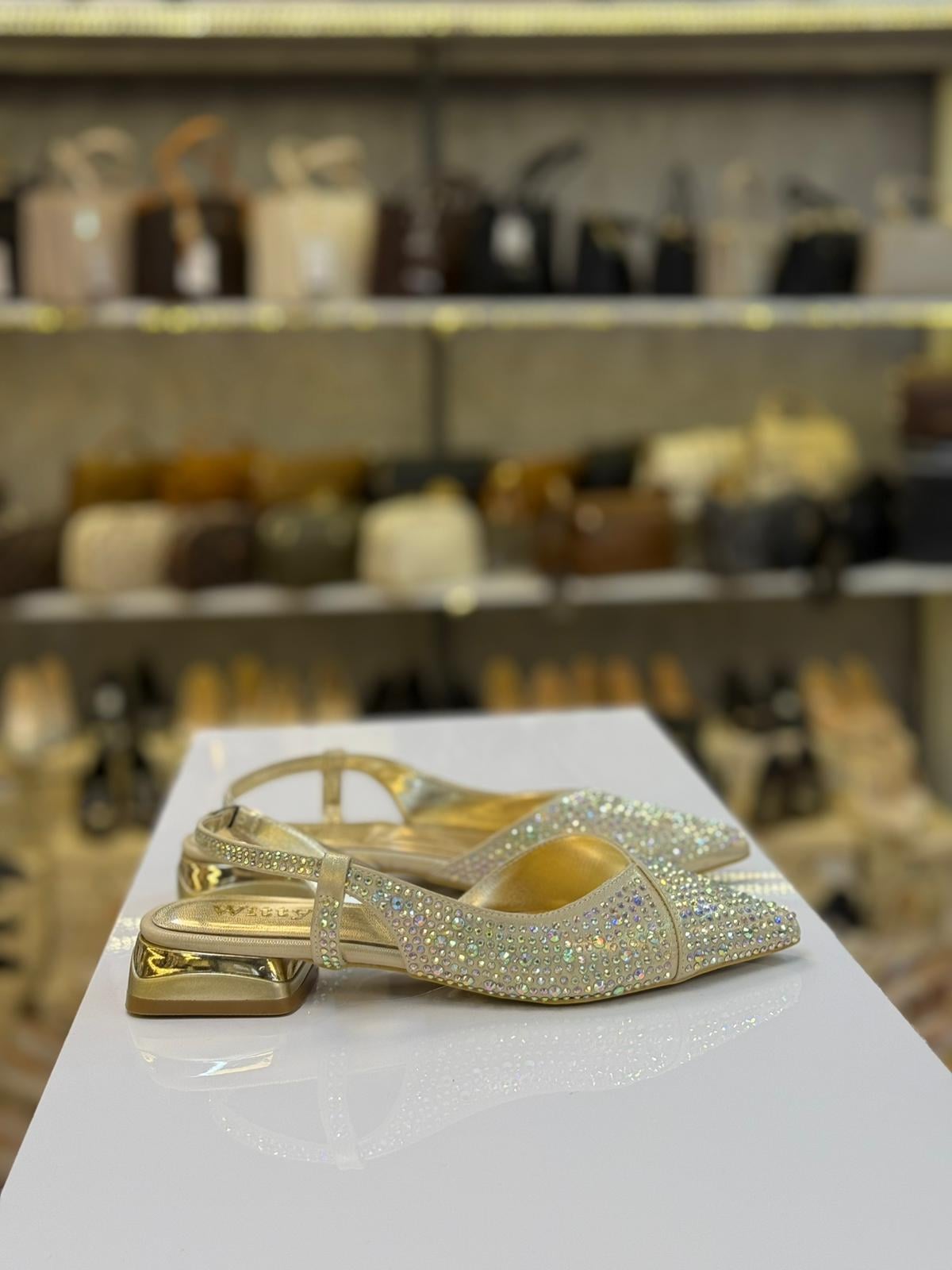 Taşlı Yan Açık Babet Gold