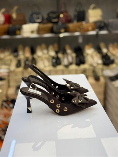 Gold Zımbalı Arkası Açık Fiyonklu Stiletto