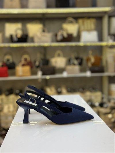 Lacivert Saten Sivri Burun Arkası Açık Kadın Stiletto