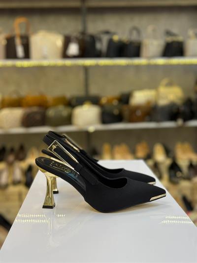 Saten Taşlı Gold Topuk Detaylı Siyah Stiletto
