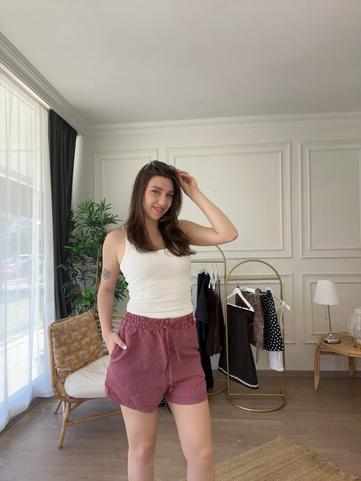 Çizgili Tencel Şort Bordo