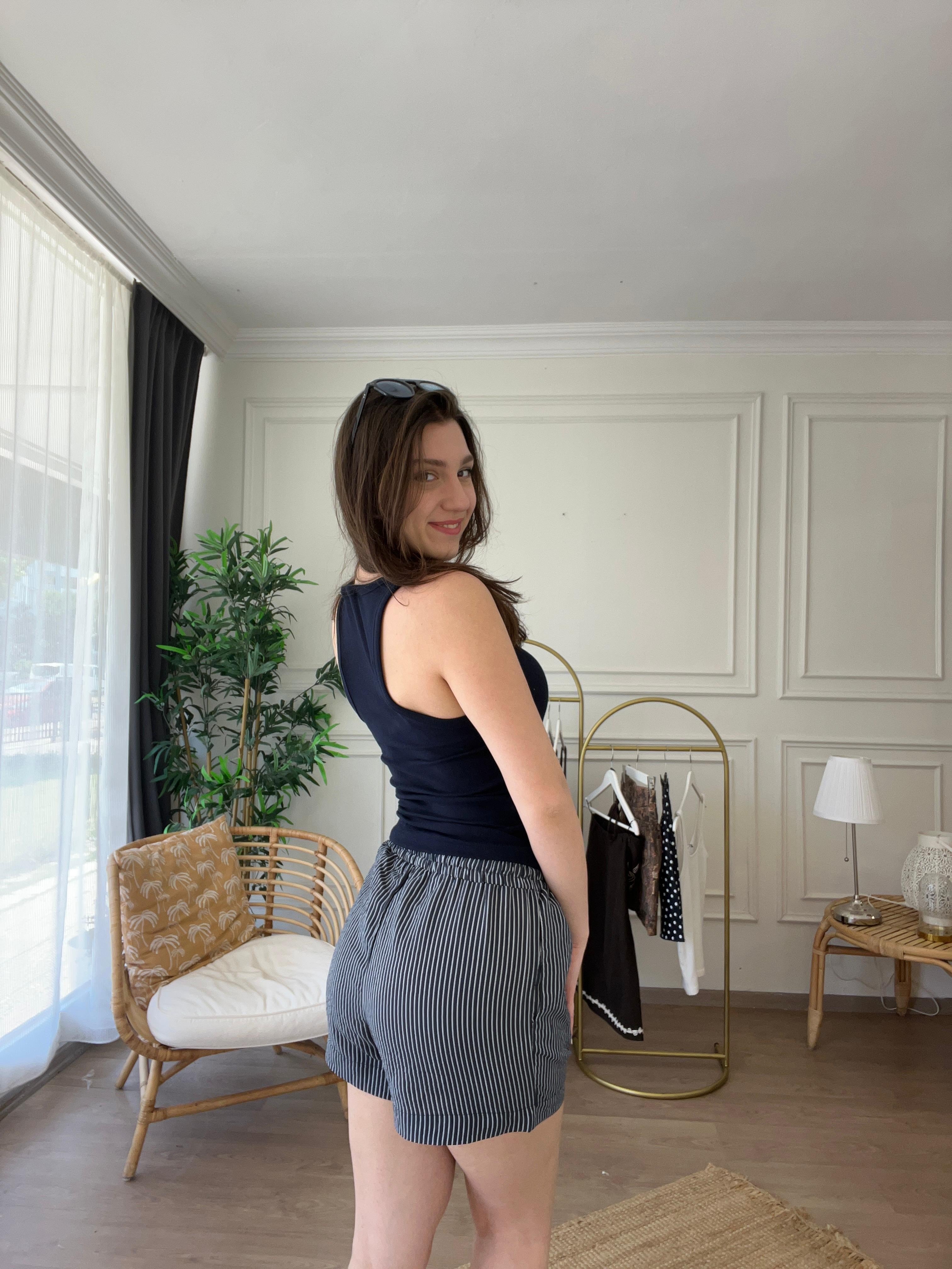 Çizgili Tencel Şort Lacivert