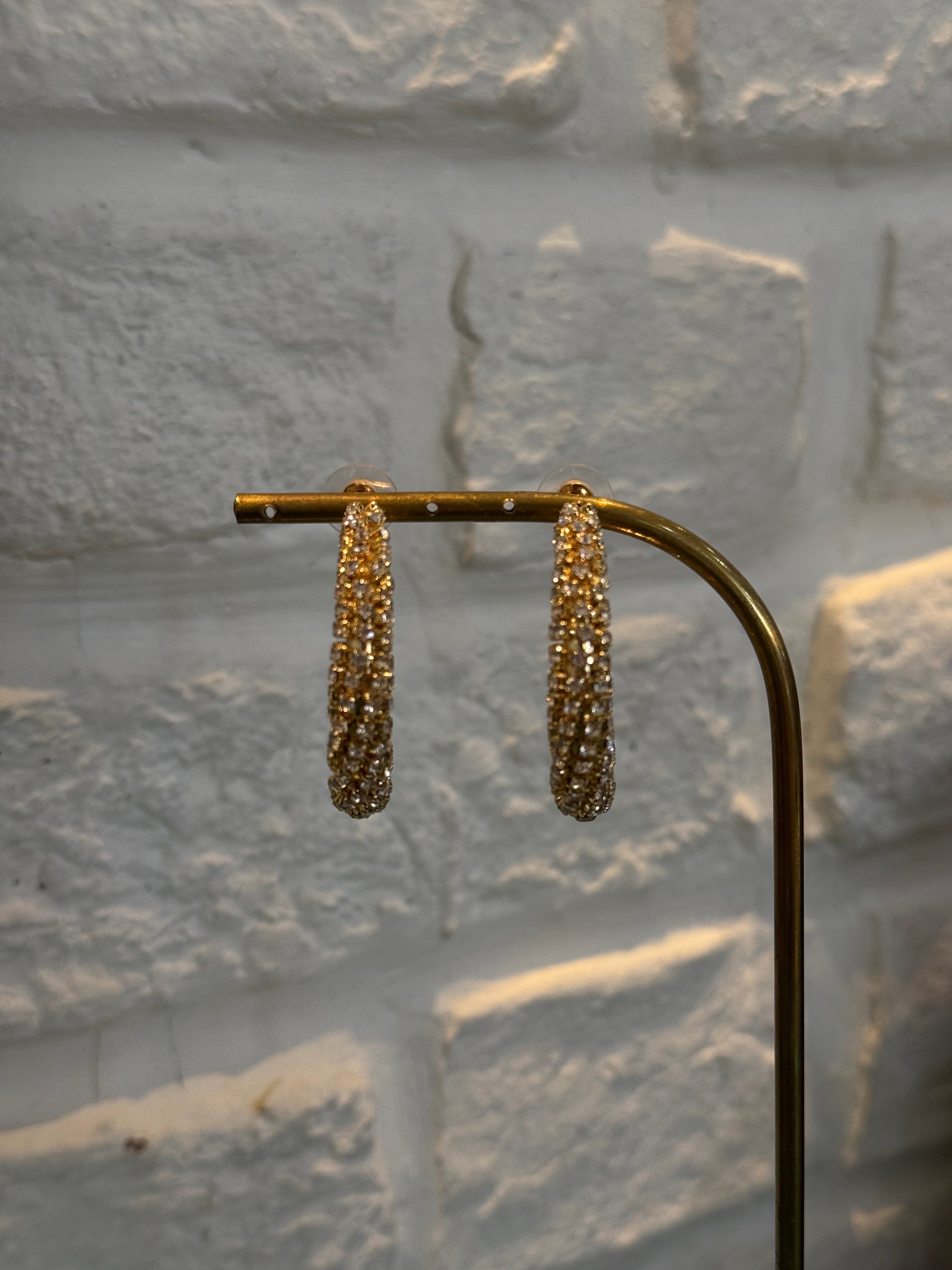 Cloe Gold Taş Detay Küpe