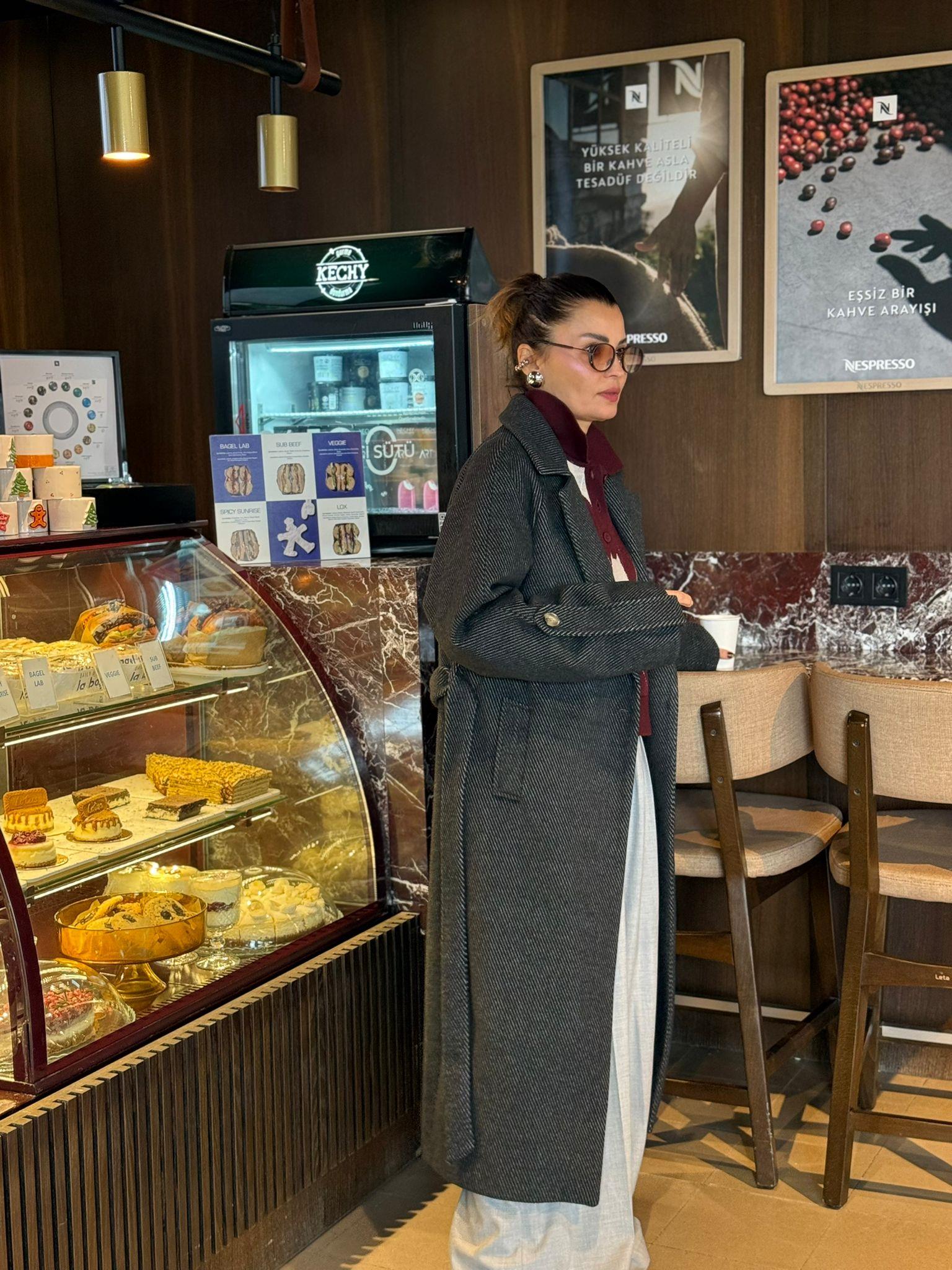 Kaşe Kaban Antrasit Standart
