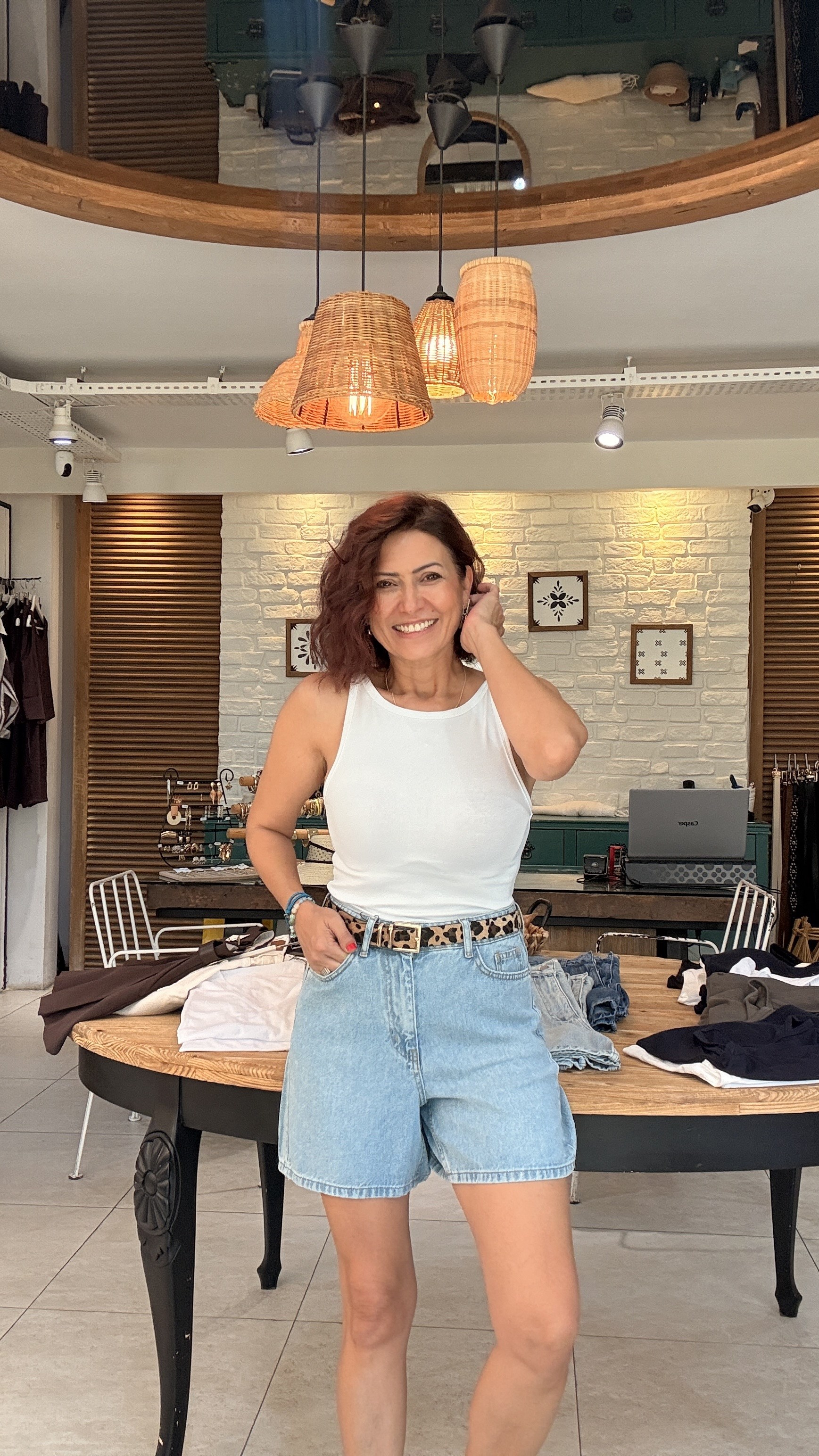 Kayık Yaka Atlet Beyaz