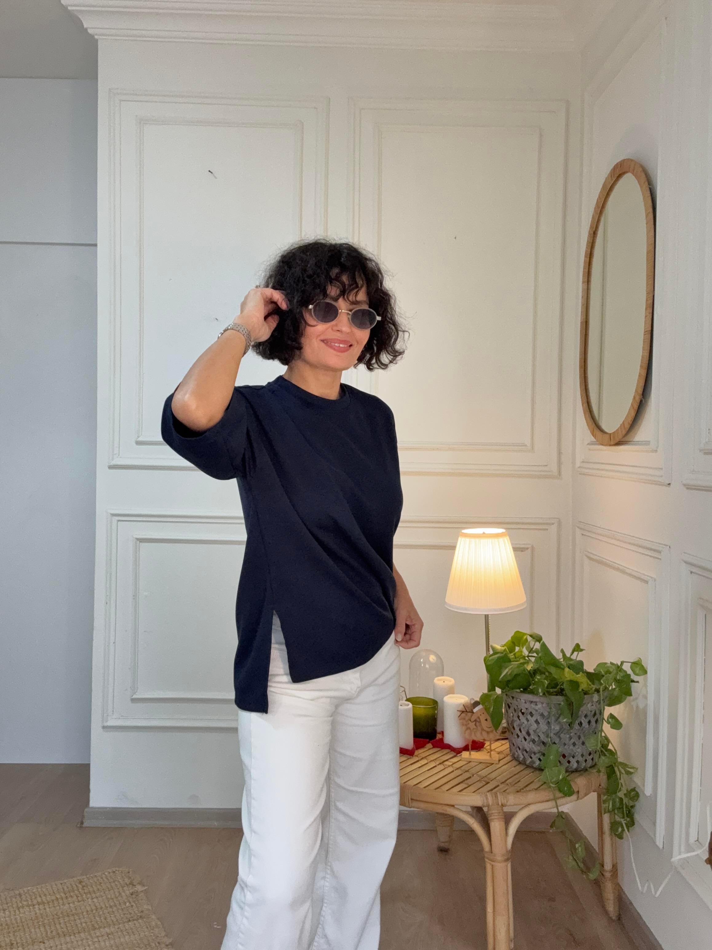 Modal Kumaş Yırtmaçlı Oversize Tişört Lacivet