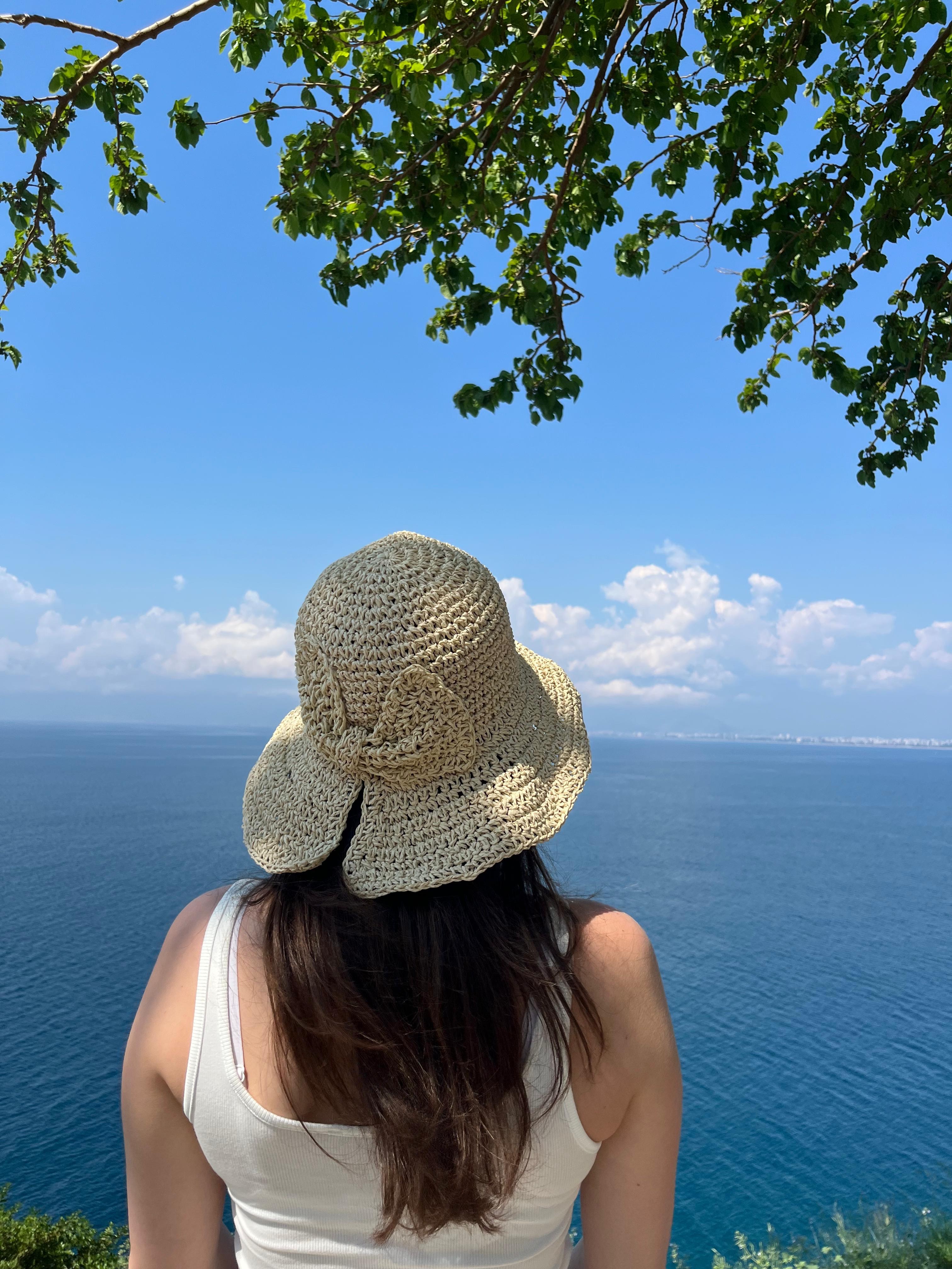 Natural fiyonklu Şapka