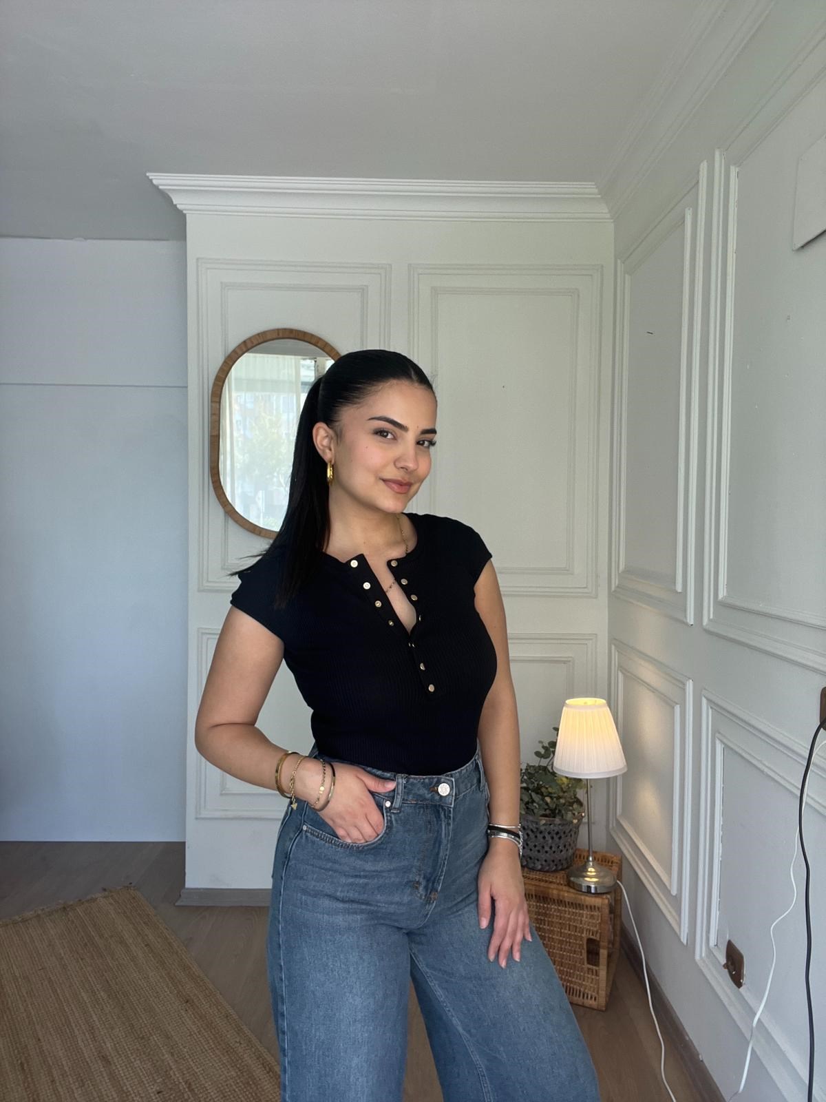 Önü Düğmeli Fitilli Body Siyah