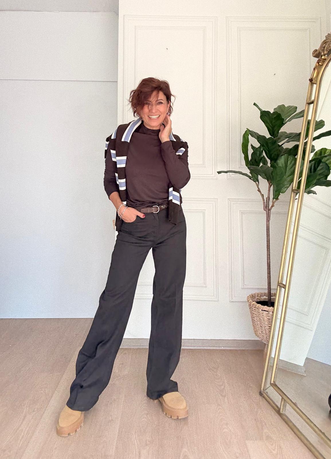 Wide Leg  Jean Brown