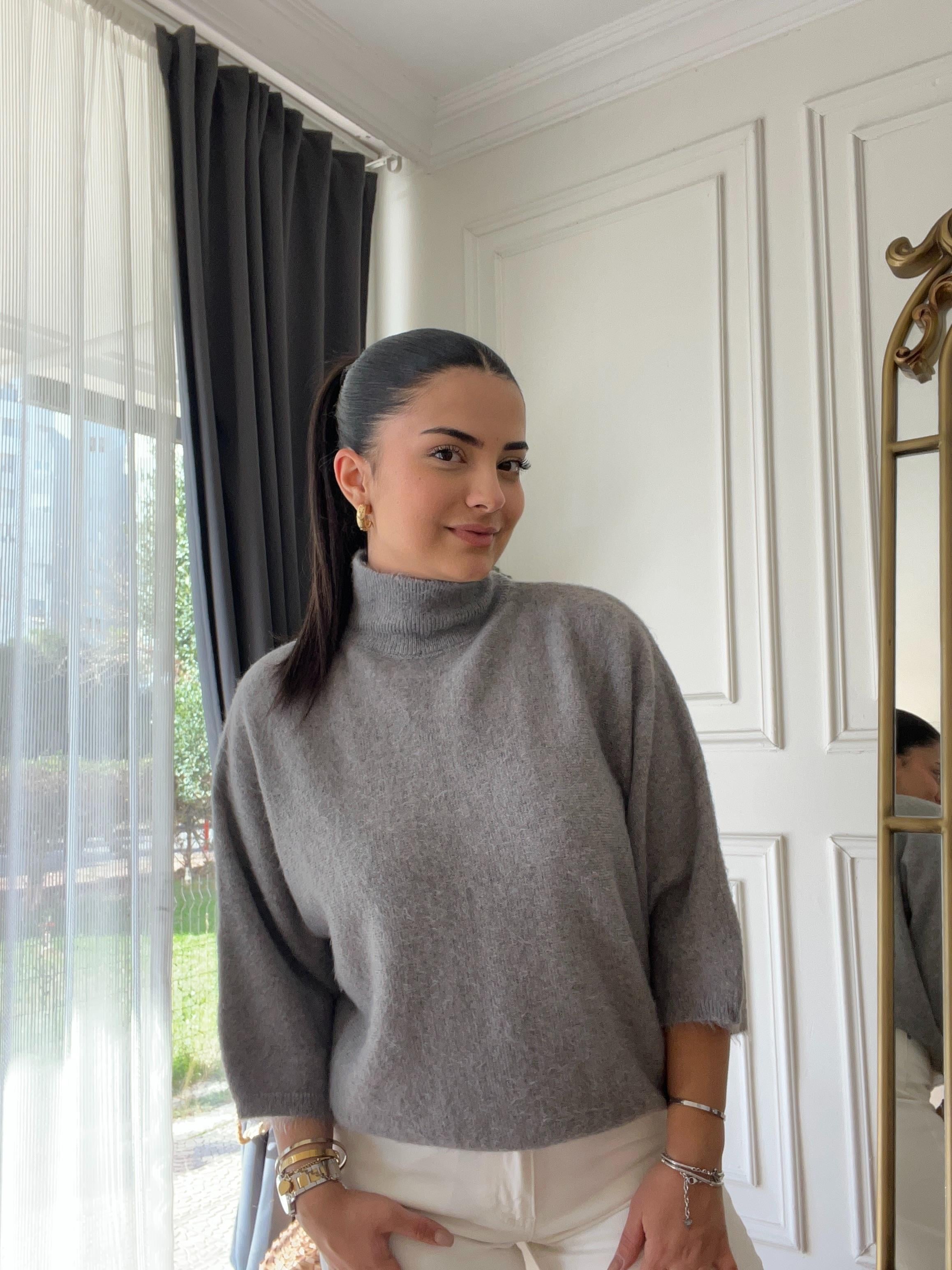 Yarım Kol Boğazlı Yumoş Kazak Gri