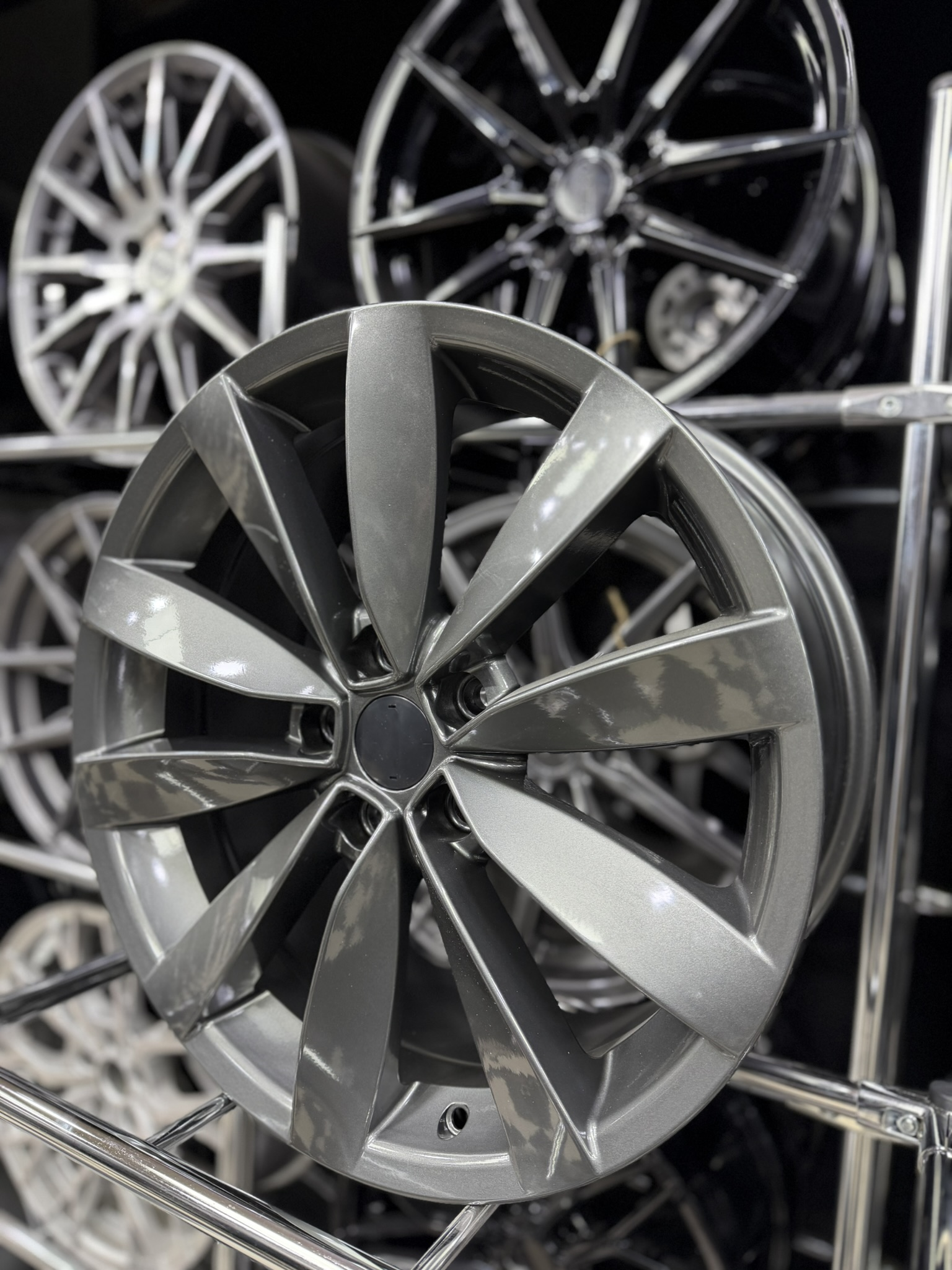 18'' 5x112 VW LUGANO GUNMETAL JANT MODELİ