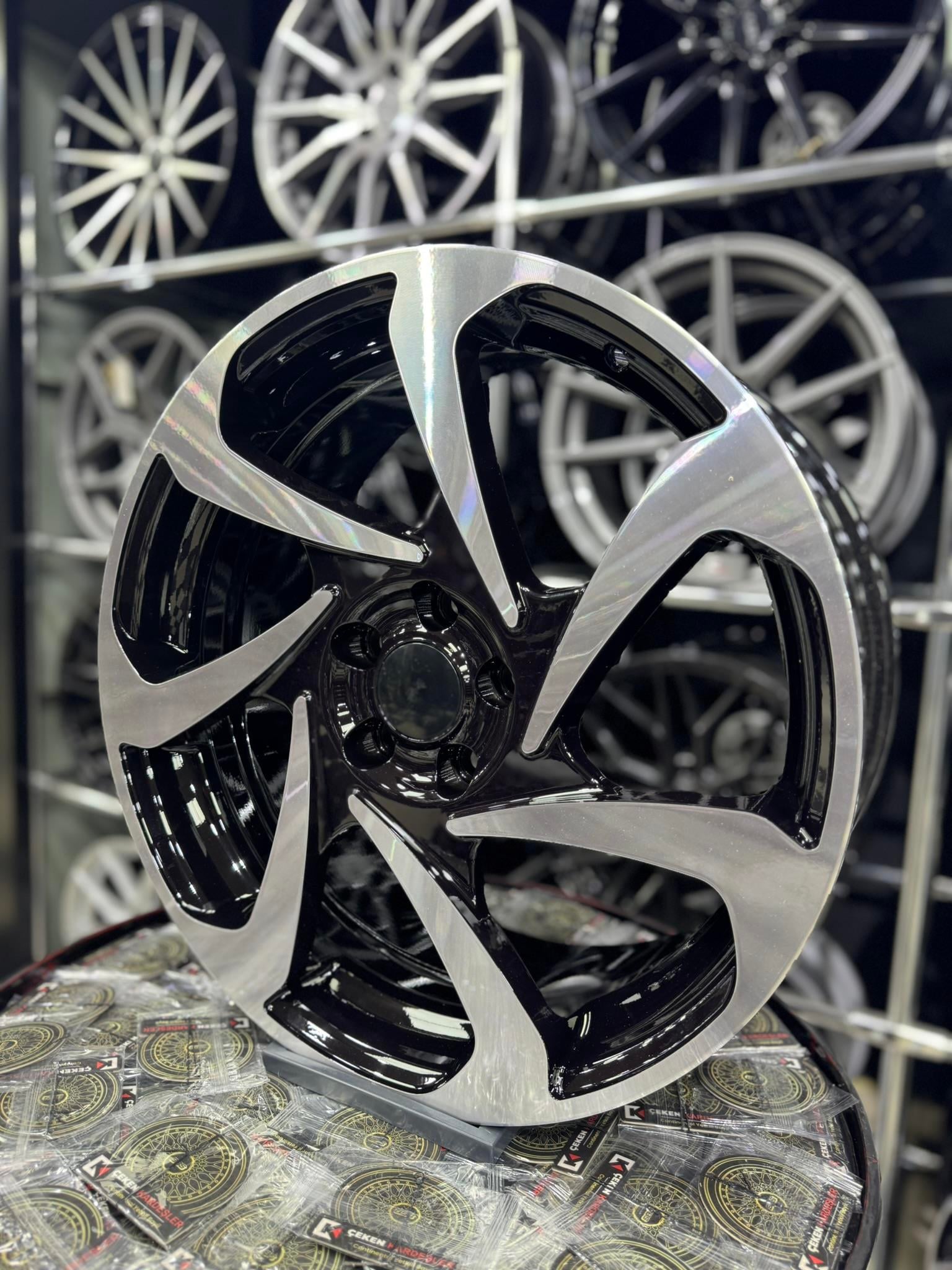 18'' 5x120 OPEL OPC INSIGNIA BLACK DİAMOND JANT MODELİ