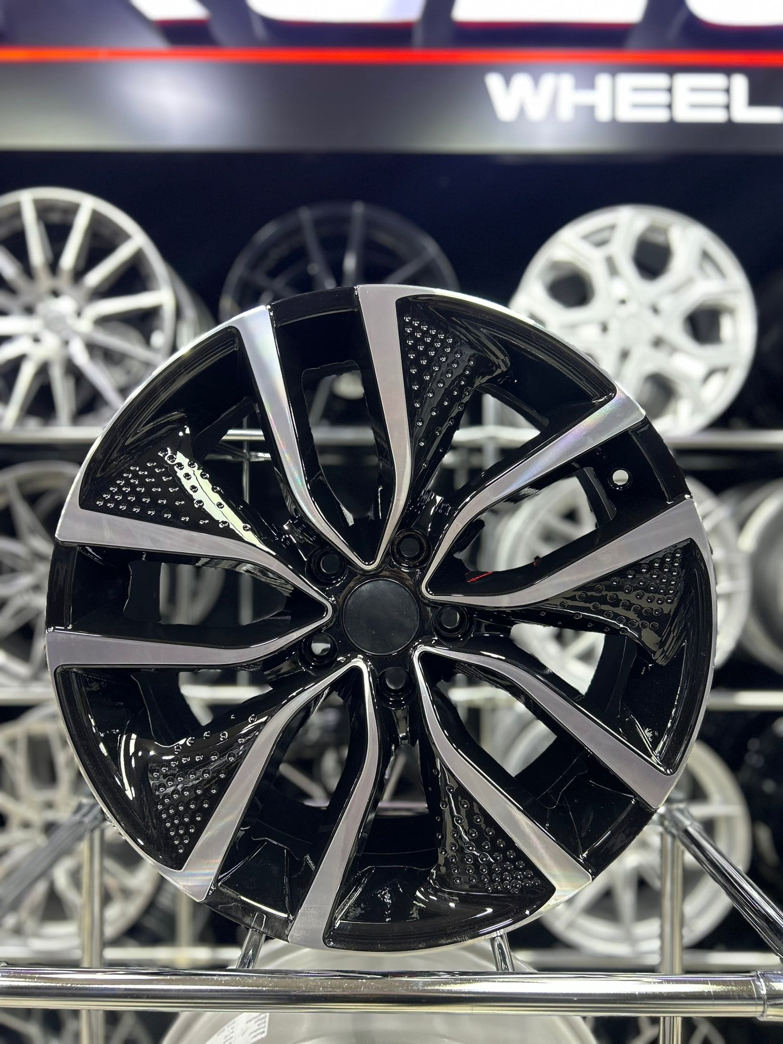  18'' 5x114.3 RENAULT MEGANE TALİSMAN JANT MODELİ