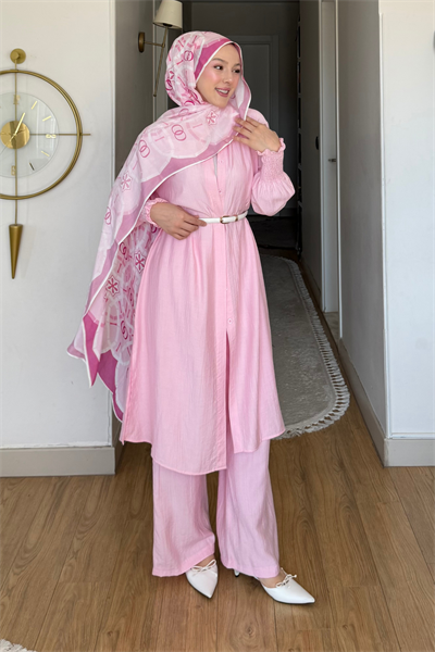 Loren Çilek Kumaş Kolu Büzgülü Hakim Yaka Gömlek-Pantolon Tesettür Takım- Pembe