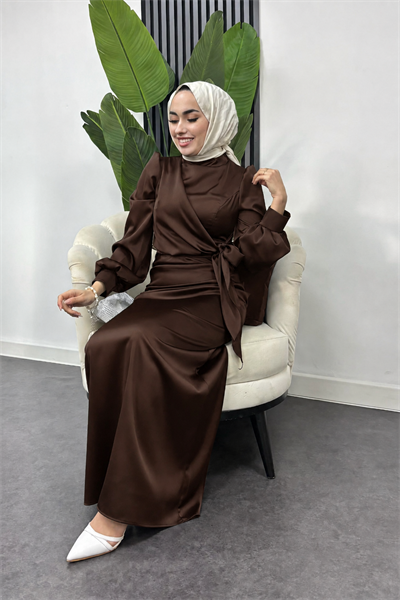 Roya Model Yandan Bağlamalı Saten Abiye-Acı Kahve