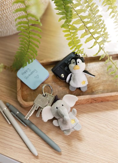 Keyholder Penguin With Star