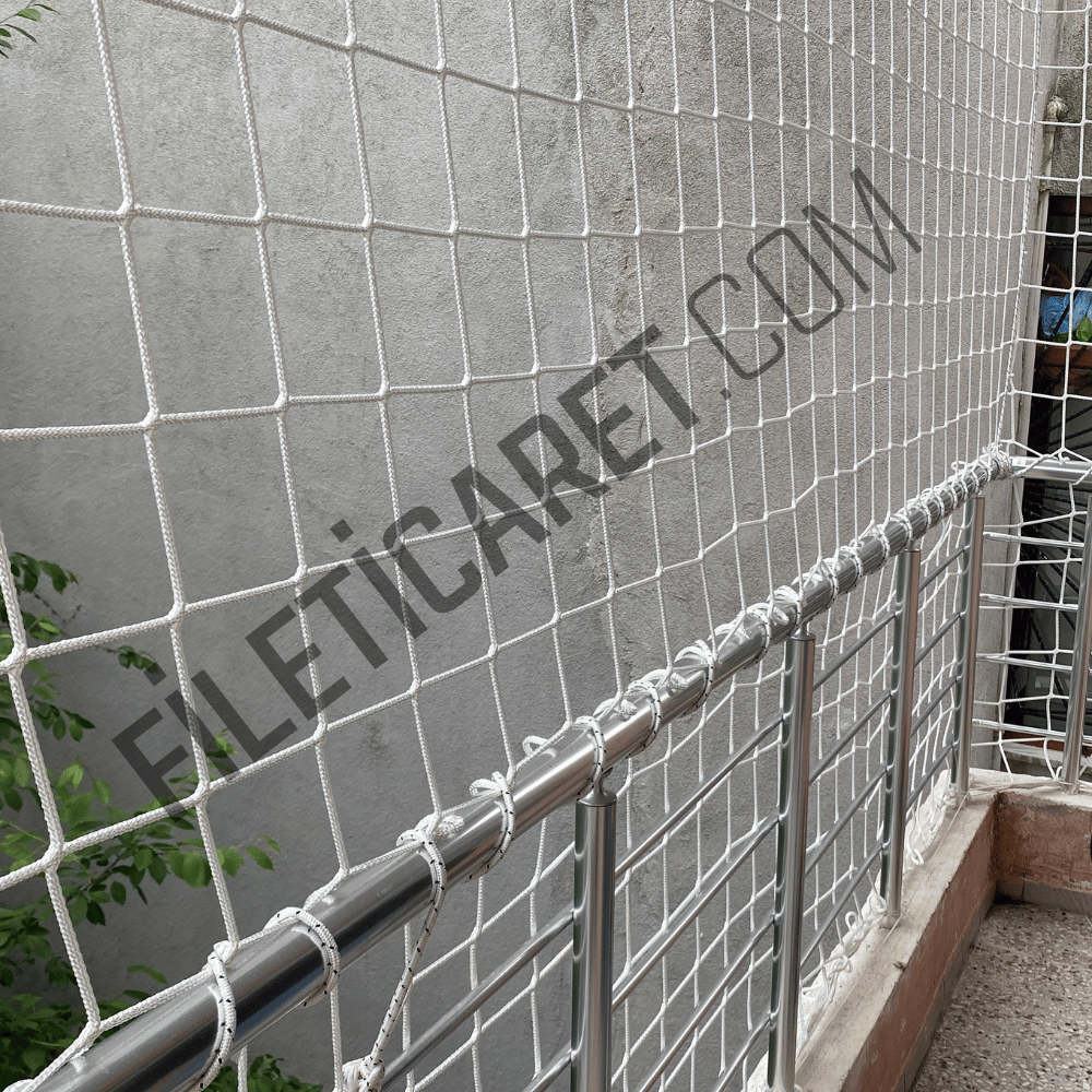 Balkon Çocuk Filesi (Kare) - Overloklu - 10x10 gözenek - 4mm kalınlık