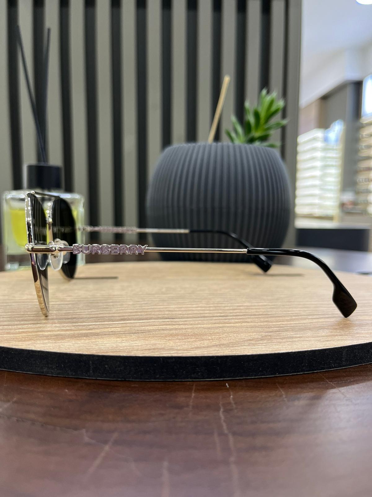 BURBERRY KADIN GÜNEŞ GÖZLÜĞÜ