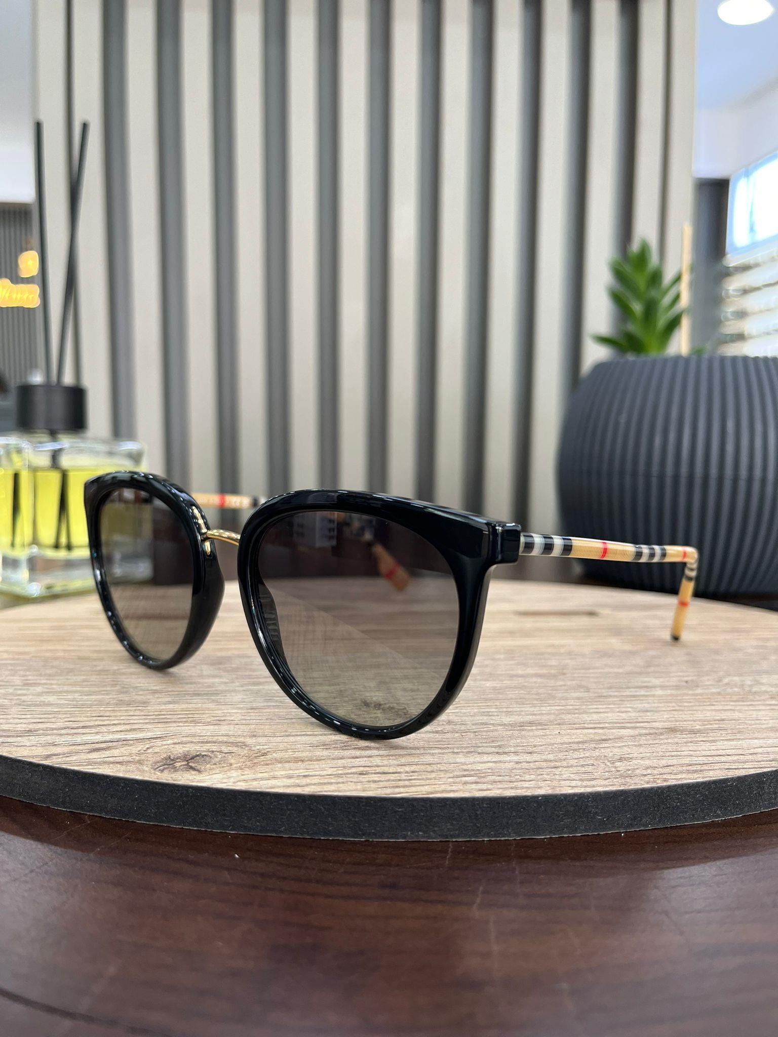 BURBERRY KADIN GÜNEŞ GÖZLÜĞÜ