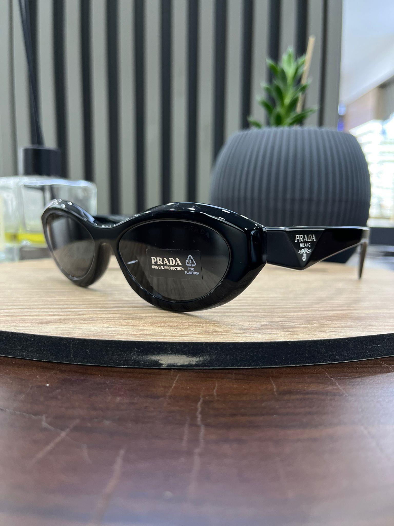 PRADA KADIN GÜNEŞ GÖZLÜĞÜ