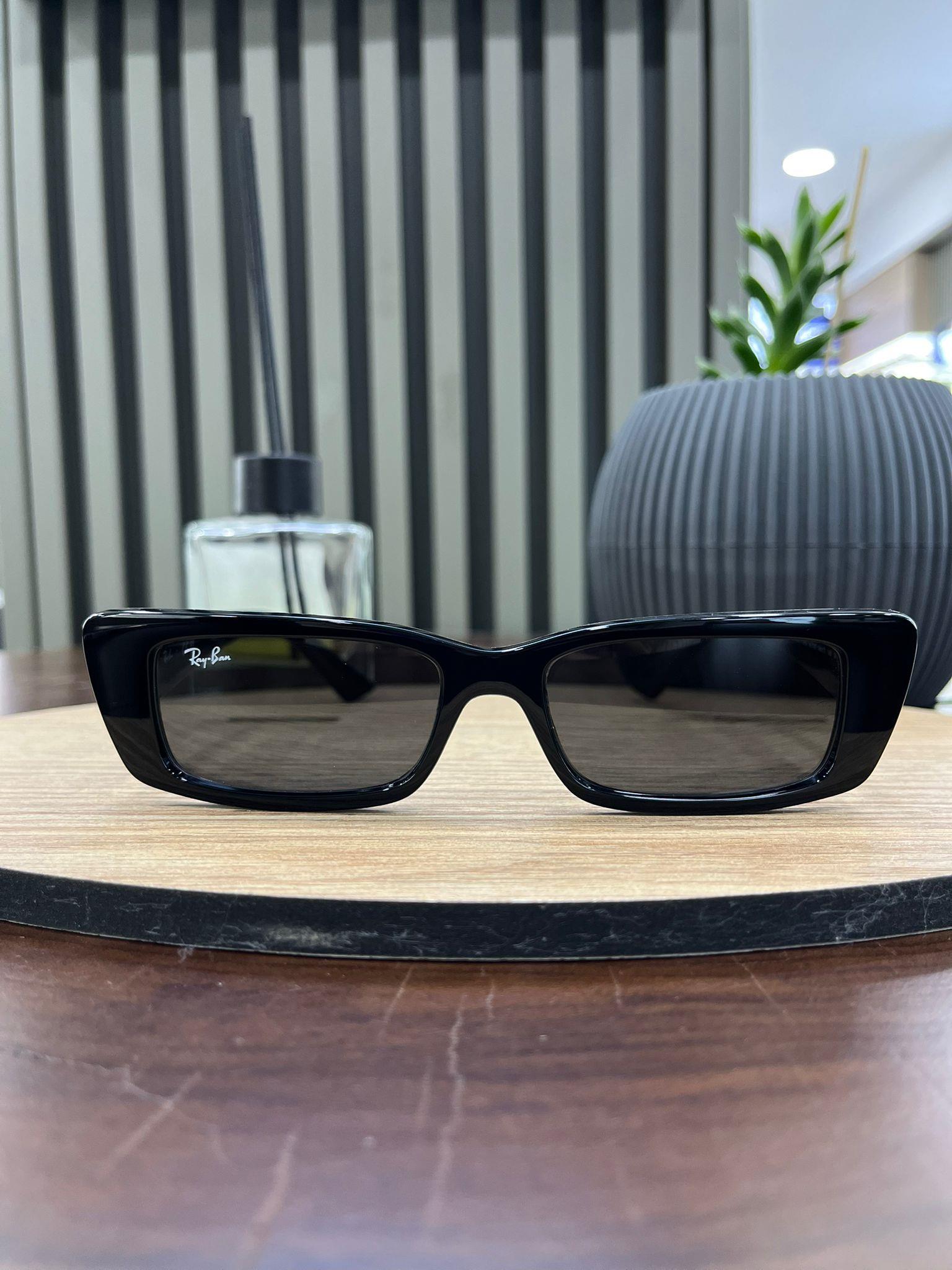 RAYBAN KADIN GÜNEŞ GÖZLÜĞÜ