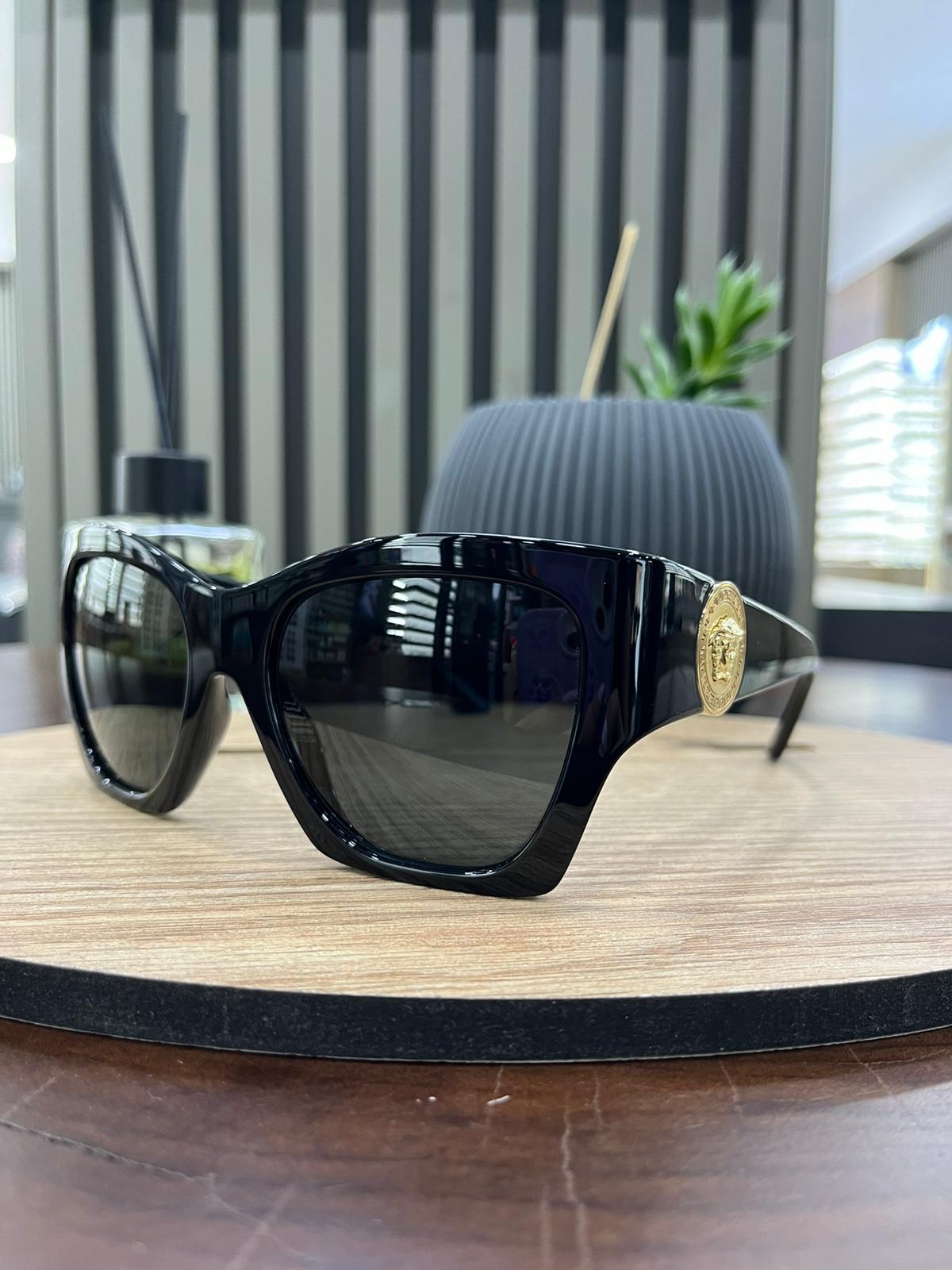 VERSAGE KADIN GÜNEŞ GÖZLÜĞÜ