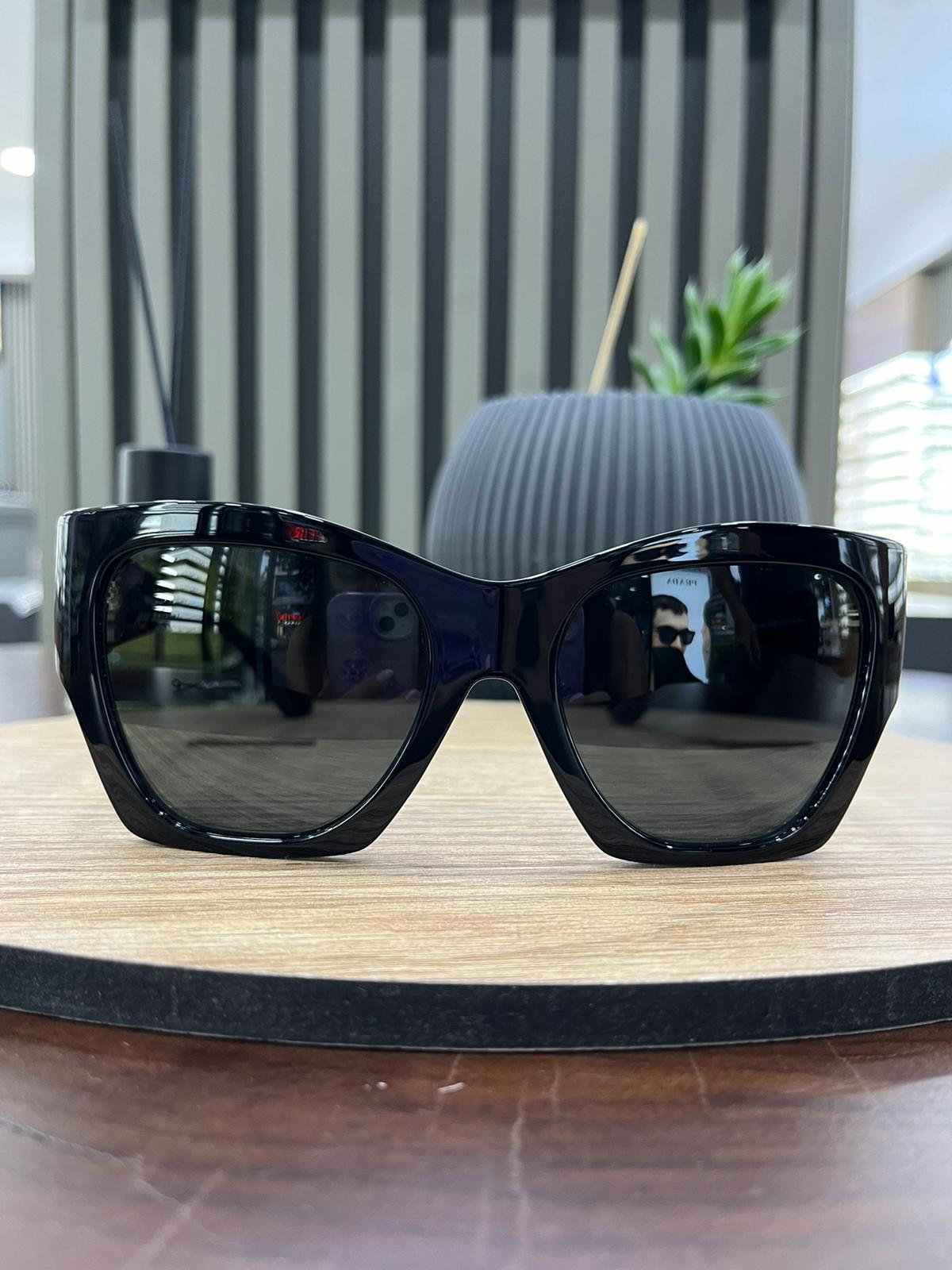 VERSAGE KADIN GÜNEŞ GÖZLÜĞÜ