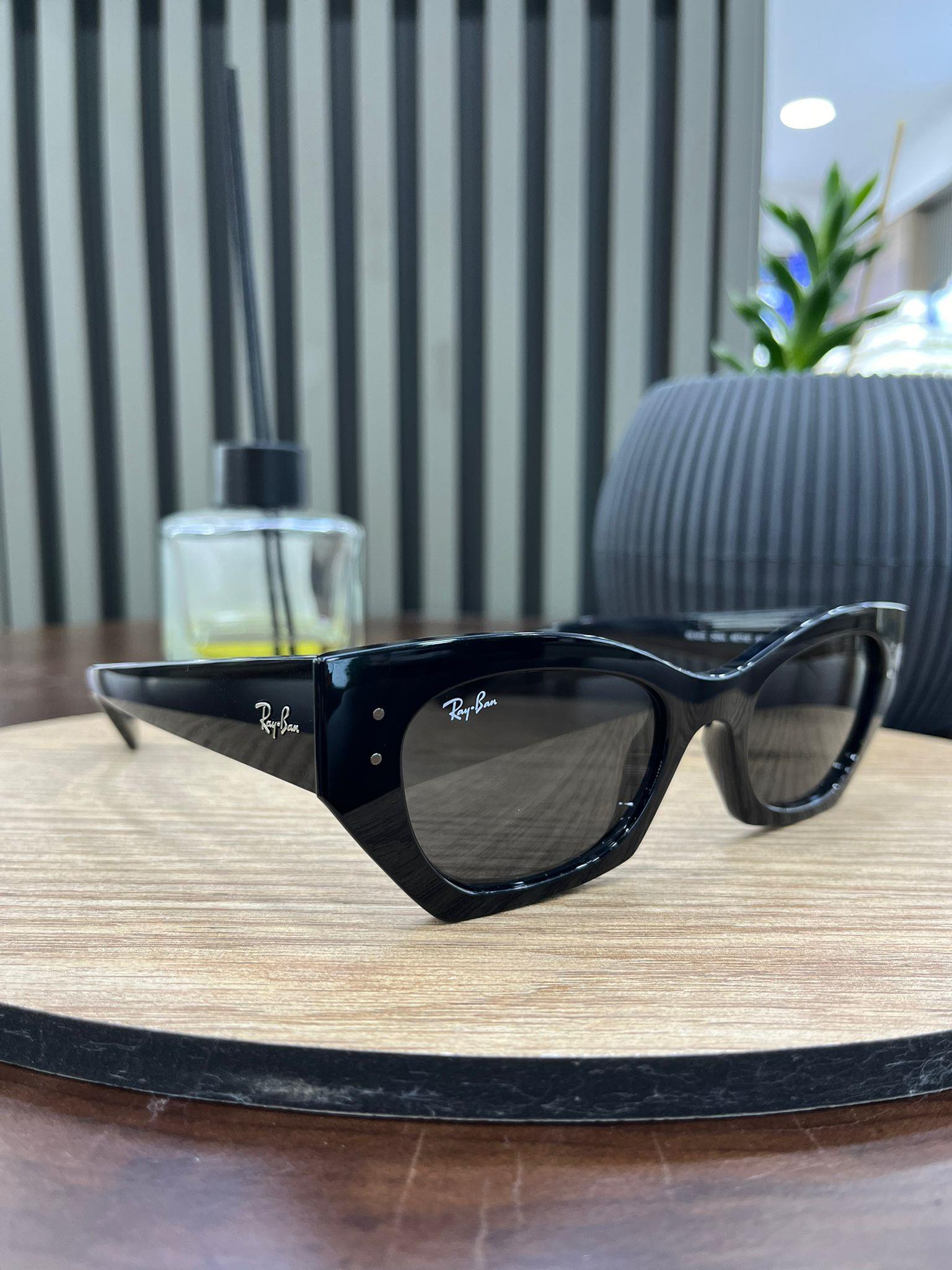 RAYBAN KADIN GÜNEŞ GÖZLÜĞÜ