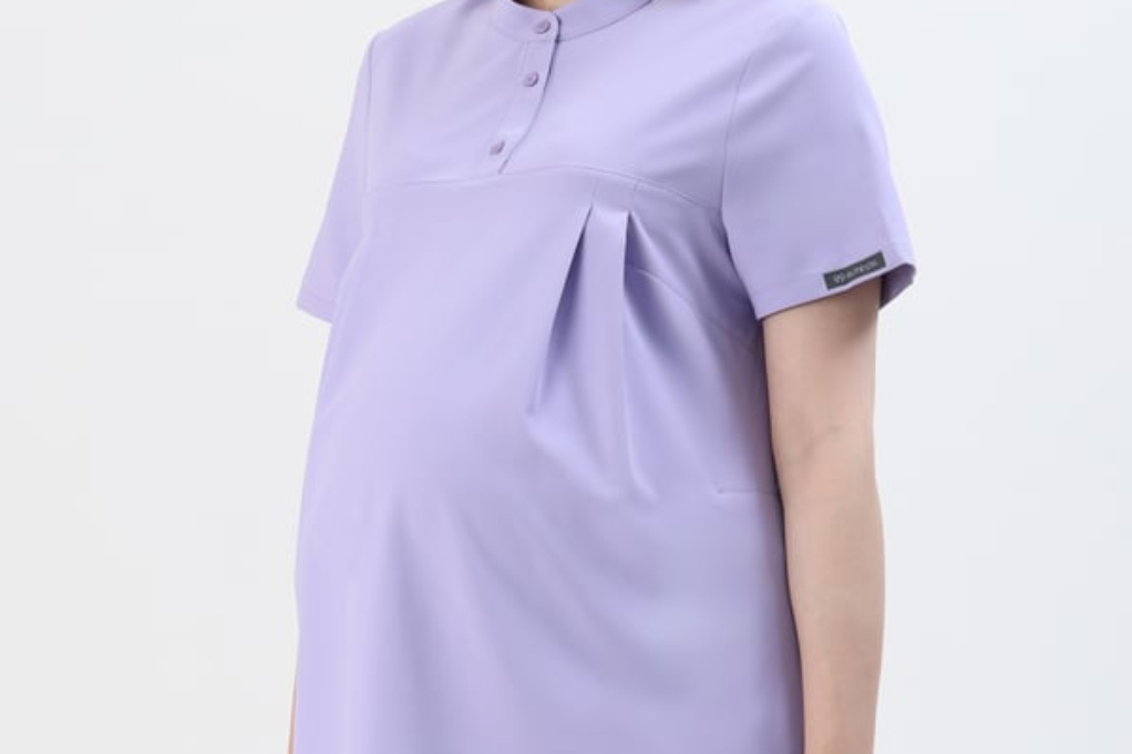 Hamile Sağlık Çalışanları İçin Forma Seçimi: Gebeliğin Her Trimesterında Konfor