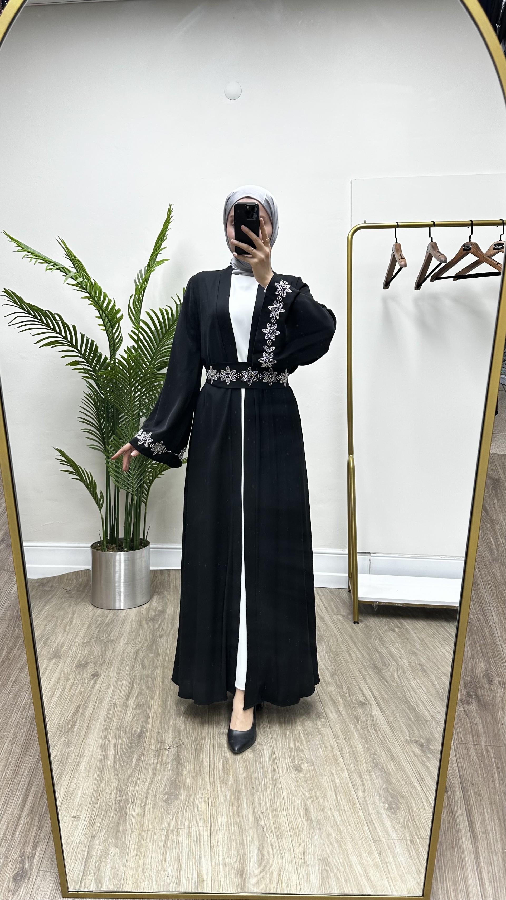 Kemer Detaylı Abaya