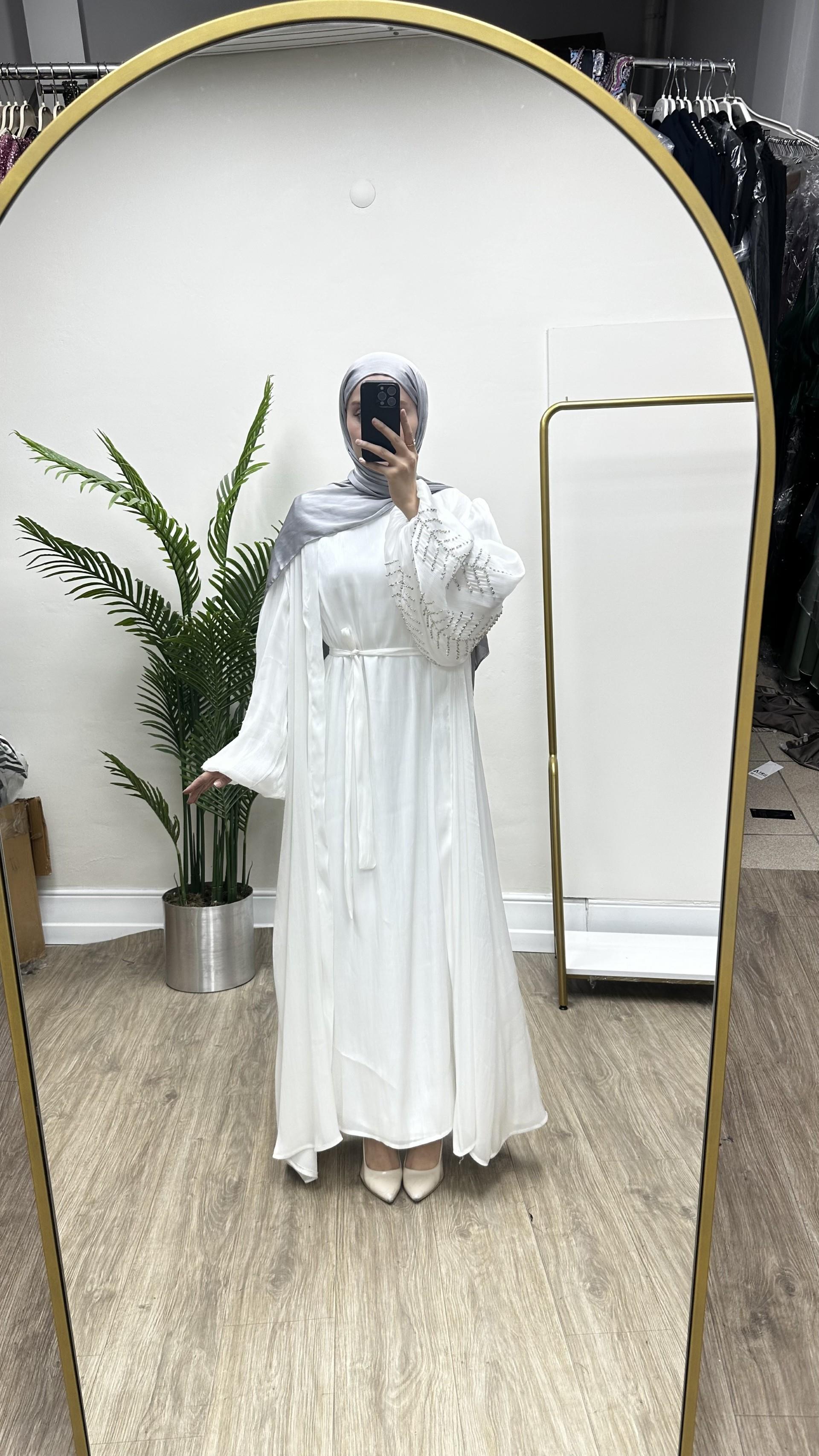Kolları Taşlı Saten Abaya