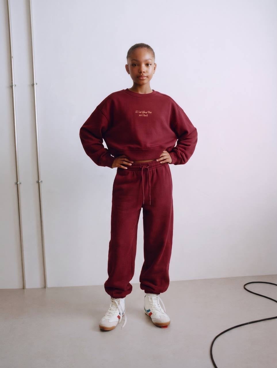 Kız Çocuk Pamuklu Bordo Sweatshirt ve Bol Paça Pantolon Takımı