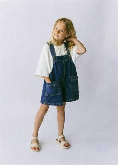 Kız Çocuk Oversize Tişört ve Denim Salopet Şort Takım