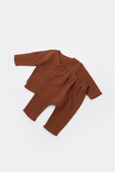 Unisex Bebek Pamuklu Kahverengi Müslin 2li Takım - Kruvaze Üst ve Lastikli Pantolon