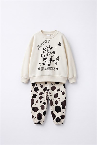 Çocuk İnek Baskılı Ekru Sweatshirt ve Desenli Eşofman Altı Takımı