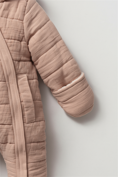 Kız Bebek Organik Pamuklu Pembe Kapitone Kışlık Tulum - Kapüşonlu