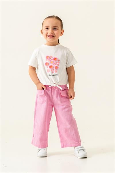 Kız Çocuk Beyaz Çiçek Baskılı Tişört ve Pembe Keten Pantolon Takımı 