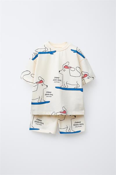 Erkek Çocuk Pamuklu Ekru Sörf Köpek Desenli T-Shirt ve Şort Eşofman Takım - Oversize Rahat Kalıp