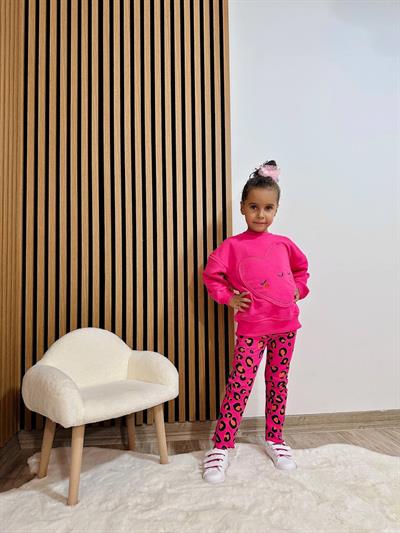 Kız Çocuk Pamuklu Fuşya Kalpli Sweatshirt Leopar Desenli Pantolon Takım
