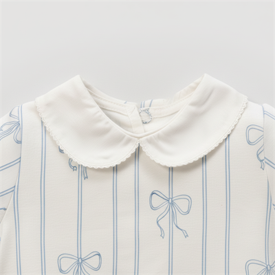 Unisex Bebek Pamuklu Ekru Mavi Fiyonklu Çizgili 8 Parça Kutulu Hastane Çıkış Seti – Hediye Paketli