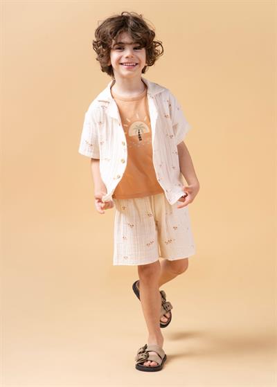 Erkek Çocuk Pamuklu Ekru Çiçek Desenli Gömlek, Şort ve T-shirt 3lü Takım - Yazlık Rahat Kombin