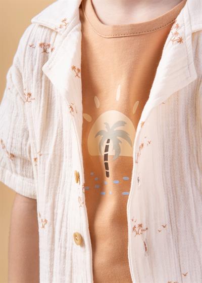 Erkek Çocuk Pamuklu Ekru Çiçek Desenli Gömlek, Şort ve T-shirt 3lü Takım - Yazlık Rahat Kombin