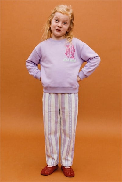 Kız Çocuk Pamuklu Balık Baskılı Lila Sweatshirt ve Çizgili Pantolon Takımı
