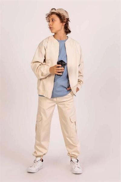Erkek Çocuk Bomber Ceket ve Kargo Pantolon Takımı – Şık ve Rahat Kombin