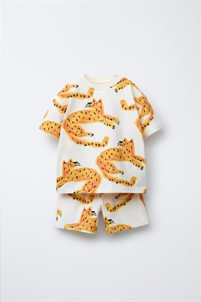 Erkek Çocuk Pamuklu Ekru Aslan Desenli Yazlık Şortlu T-shirt Takım
