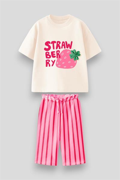 Kız Çocuk Pamuklu Ekru Çilek Desenli T-shirt ve Pembe Çizgili Bermuda Takım - Strawberry Sloganlı
