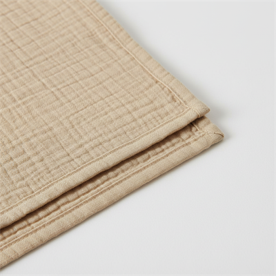 Organik Pamuklu 4lü Yenidoğan Bebek Hediye Seti - Body, Patikli Alt, Şapka ve Kapüşonlu Battaniye (Bej)