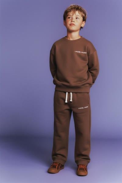 Erkek Çocuk Pamuklu Kahverengi Oversize Sweatshirt Eşofman Alt Takım - Rahat ve Şık