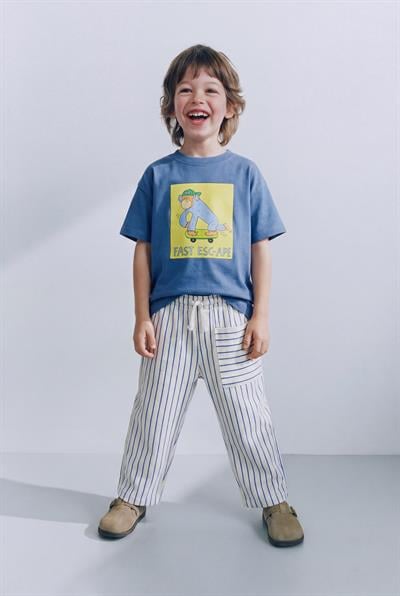 Erkek Çocuk Pamuklu Mavi Maymun Baskılı T-Shirt ve Çizgili Eşofman Takım