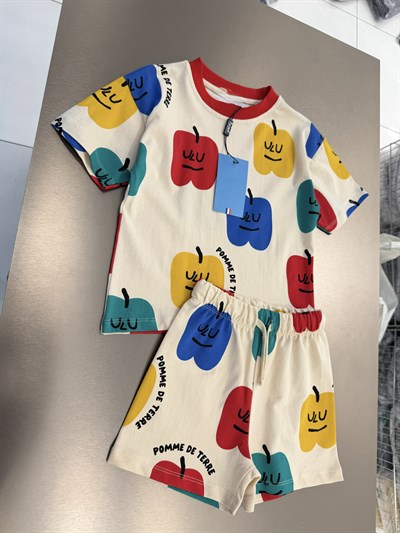 Çocuk Pamuklu Elma Desenli T-Shirt Şort Takım